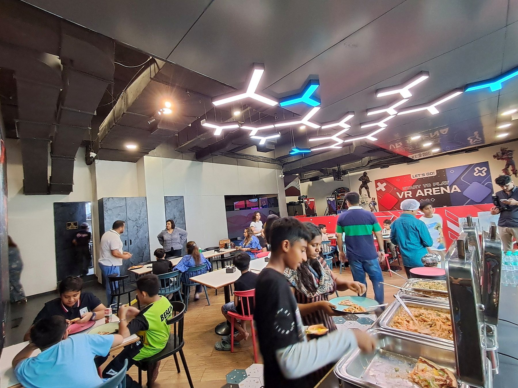 Gaming + Food: How to Plan a Complete Group Outing